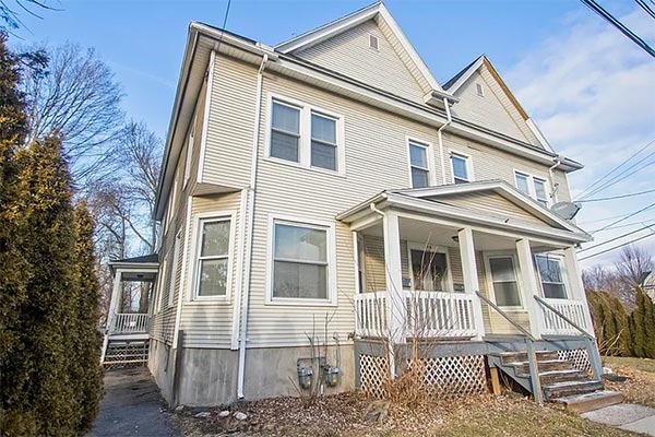 128 Main St, Westfield, MA 01085 128 Main St, Westfield, MA 01085