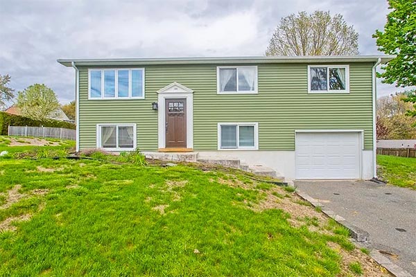 193 Loomis Dr, Chicopee, MA 01020 193 Loomis Dr, Chicopee, MA 01020