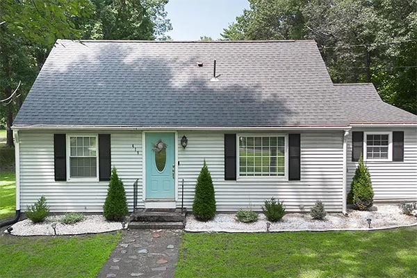 415 Soule Rd, Wilbraham, MA 01095 415 Soule Rd, Wilbraham, MA 01095