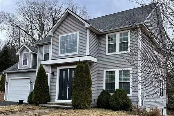465 Montgomery Rd, Westfield, MA 01085 465 Montgomery Rd, Westfield, MA 01085